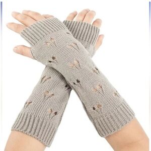 Gray Fingerless Gloves